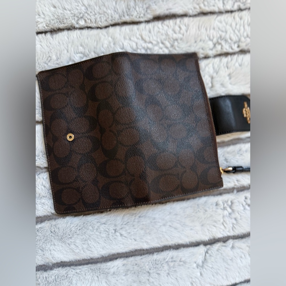 Coach Dark Brown Signature Wristlet Clutch with Gold Logo - Picture 4 of 8